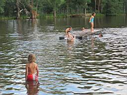 119-bojovka-u vody.JPG